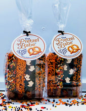 Load image into Gallery viewer, Classic Pretzels 50 Pack BOX
