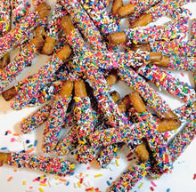 Load image into Gallery viewer, Classic Pretzels 50 Pack BOX
